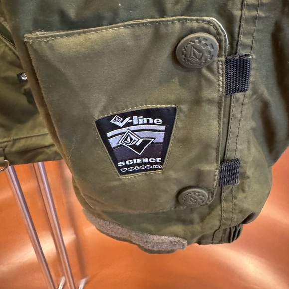 Volcom Snowboarding Jacket V-Line Science Army Green - Men’s Size S “Han’s Olo” - Picture 5 of 5